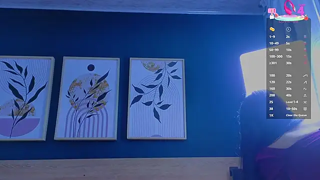 Snapshot of SarahMiler_ chatting on 10-03-25, 11:51 SarahMiler online show from 10-03-25, 11:51