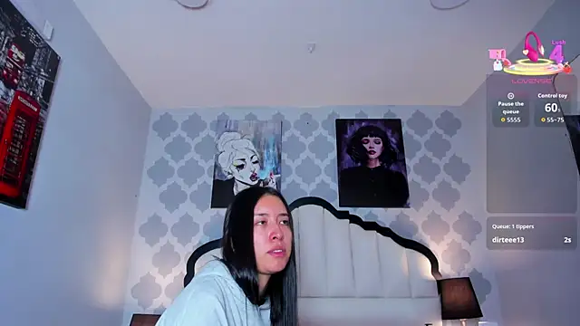 Snapshot of SarahMiler_ chatting on 11-09-25, 02:37 SarahMiler online show from 11-09-25, 02:37