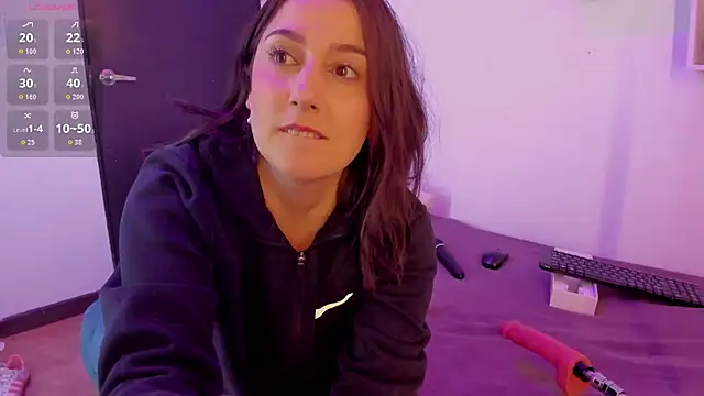 Samaraa Smith online show from 10-06-25, 12:02