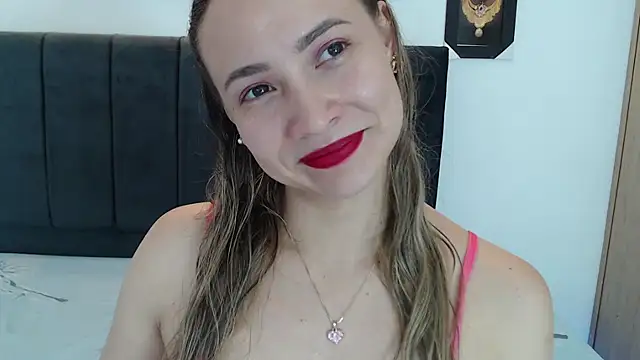 Snapshot of cieloDal chatting on 09-16-25, 05:08 cieloDal online show from 09-16-25, 05:08