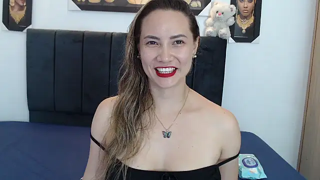 Snapshot of cieloDal chatting on 10-16-25, 05:08 cieloDal online show from 10-16-25, 05:08