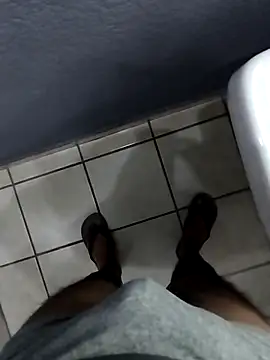 Leofj007 online show from 11-08-25, 06:02