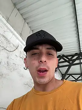 Snapshot of Jacobs0 chatting on 07-19-26, 04:22 Jacobs0 online show from 07-19-26, 04:22