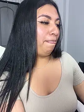 Issa Santana online show from 11-20-25, 06:40