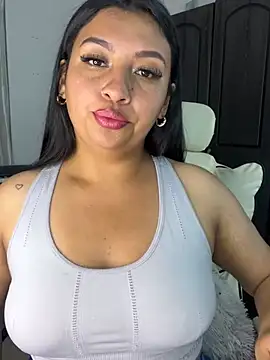 Issa Santana online show from 07-10-26, 09:06