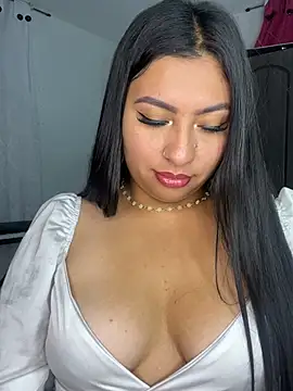 Issa Santana online show from 07-28-26, 09:25