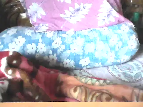 darkbluemoon online show from 12-22-25, 05:04