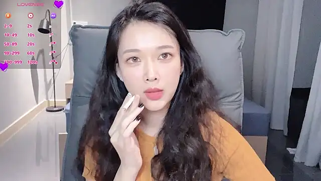 NiNi-baby520 online show from 09-09-25, 03:55