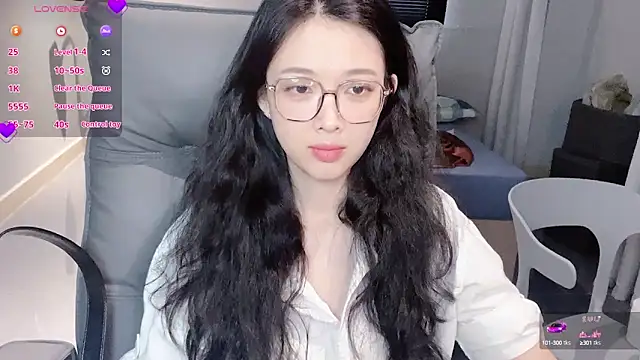 NiNi-baby520 online show from 09-23-25, 07:22