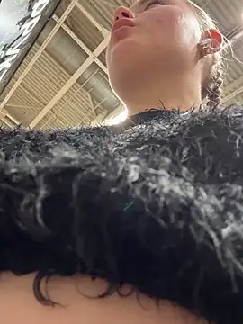 StephanieMur online show from 09-28-25, 05:02