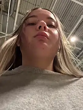 StephanieMur online show from 10-11-25, 04:01