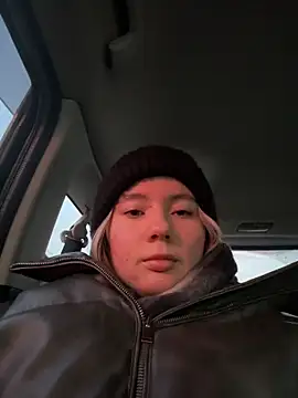 StephanieMur online show from 11-30-25, 09:24