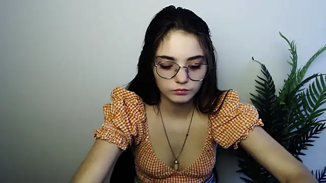 Sun Shine   online show from 11-29-25, 09:56