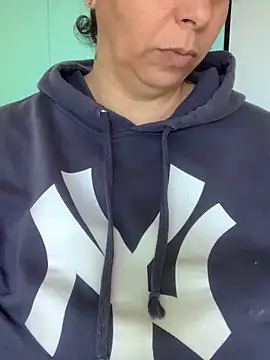 LupeLok online show from 10-07-25, 03:53