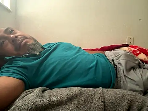 julio p online show from 10-11-25, 03:32