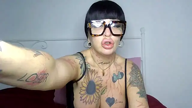 ASSERINAAA online show from 01-07-26, 01:13