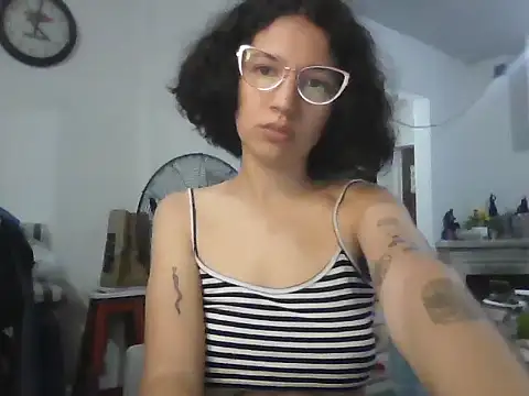 loliporomero online show from 09-29-25, 01:33