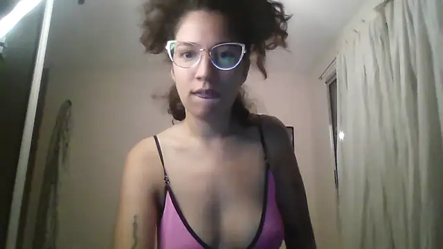 Snapshot of loliporomero chatting on 02-05-26, 02:27 loliporomero online show from 02-05-26, 02:27