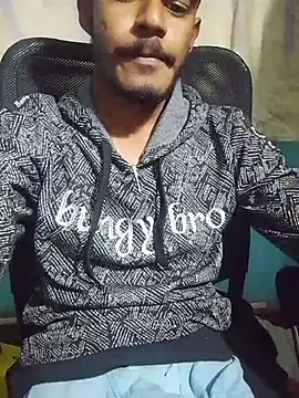 Snapshot of Najmulhaqe66 chatting on 11-28-25, 05:26 Najmulhaqe66 online show from 11-28-25, 05:26