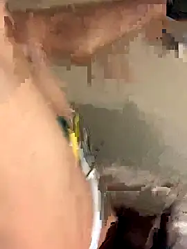 Snapshot of NiftyCaptain3 chatting on 10-29-25, 03:42 NiftyCaptain3 online show from 10-29-25, 03:42