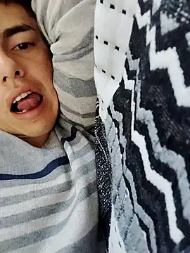 Snapshot of La_Cosita_69 chatting on 10-10-25, 12:04 La Cosita 69 online show from 10-10-25, 12:04