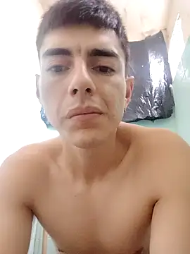 Snapshot of La_Cosita_69 chatting on 10-31-25, 12:28 La Cosita 69 online show from 10-31-25, 12:28