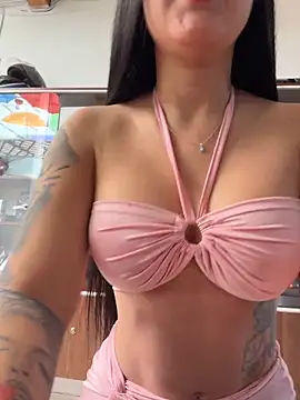 CrisMarulanda online show from 04-21-26, 03:39