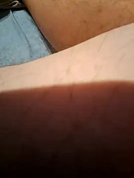 Snapshot of Capas122 chatting on 10-05-25, 06:50 Capas122 online show from 10-05-25, 06:50