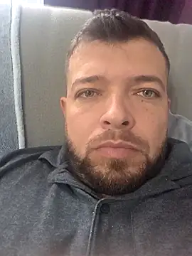 Snapshot of Clau1291 chatting on 10-12-25, 06:34 Clau1291 online show from 10-12-25, 06:34