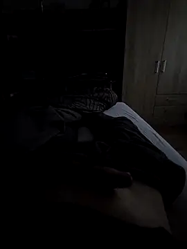 Snapshot of Clau1291 chatting on 10-31-25, 05:41 Clau1291 online show from 10-31-25, 05:41