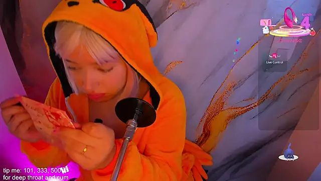 hinata dolly online show from 12-04-25, 08:56