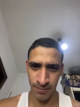 Snapshot of ikaro21 chatting on 10-30-25, 04:47 ikaro21 online show from 10-30-25, 04:47