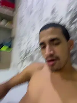 Snapshot of ikaro21 chatting on 01-15-26, 05:23 ikaro21 online show from 01-15-26, 05:23