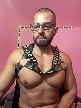 magnumchris online show from 04-14-26, 03:51