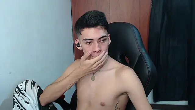 Rimuru17 online show from 04-19-26, 03:39