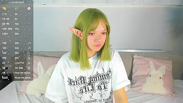 Molly Platt online show from 10-02-25, 09:05