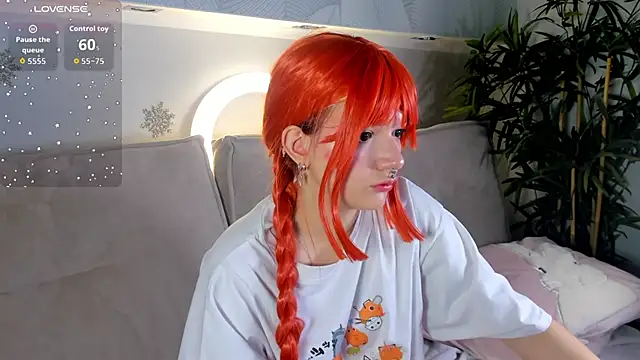 Molly Platt online show from 12-02-25, 09:25