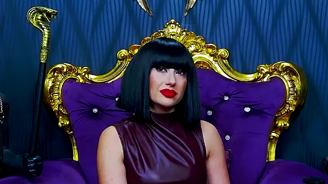 LaraMaeve online show from 11-13-25, 01:10