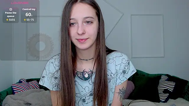 Little cherryy   online show from 10-04-25, 07:17