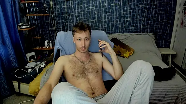 CuteBoy228 online show from 05-19-26, 04:24