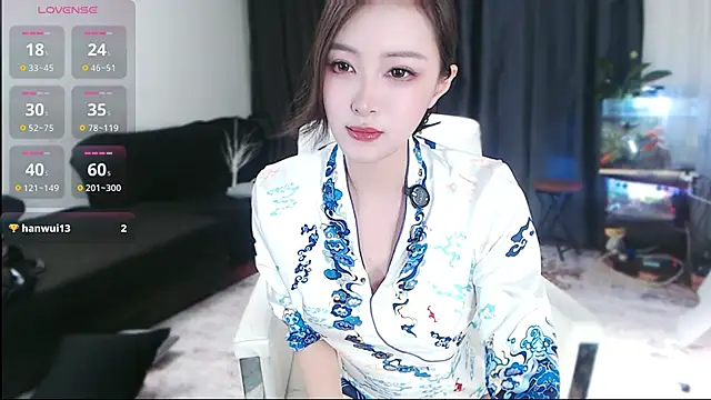 Candice-99 online show from 09-17-25, 02:52