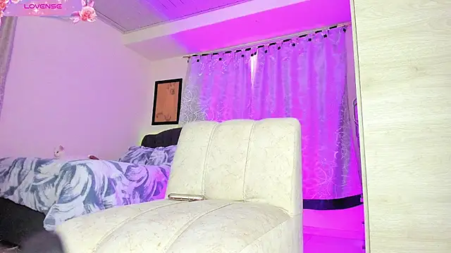 Miss liizz online show from 09-15-25, 10:10