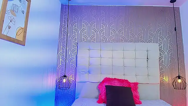 Snapshot of LexieBloom chatting on 05-15-26, 03:46 LexieBloom online show from 05-15-26, 03:46