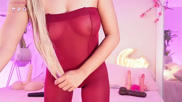 mili moon  online show from 10-12-25, 12:37