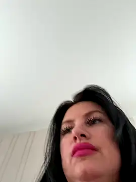 Snapshot of Desire-XOXOX chatting on 09-14-25, 08:57 Desire-XOXOX online show from 09-14-25, 08:57