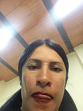 Snapshot of karinnahotdirty chatting on 11-04-25, 09:14 karinnahotdirty online show from 11-04-25, 09:14