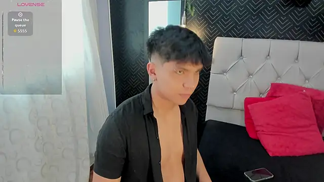 Thiago Kozak online show from 01-07-26, 01:13