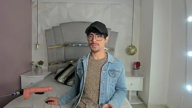 BryCams3 online show from 09-13-25, 01:05