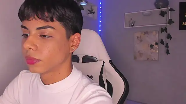 Thomas wil online show from 10-16-25, 06:25