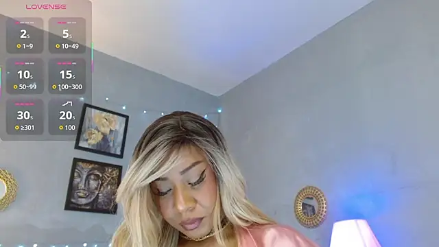 Corinndupontx online show from 10-10-25, 05:06